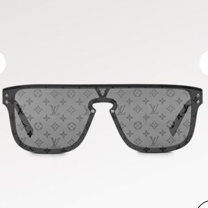 LV Waimea Sunglasses Size E